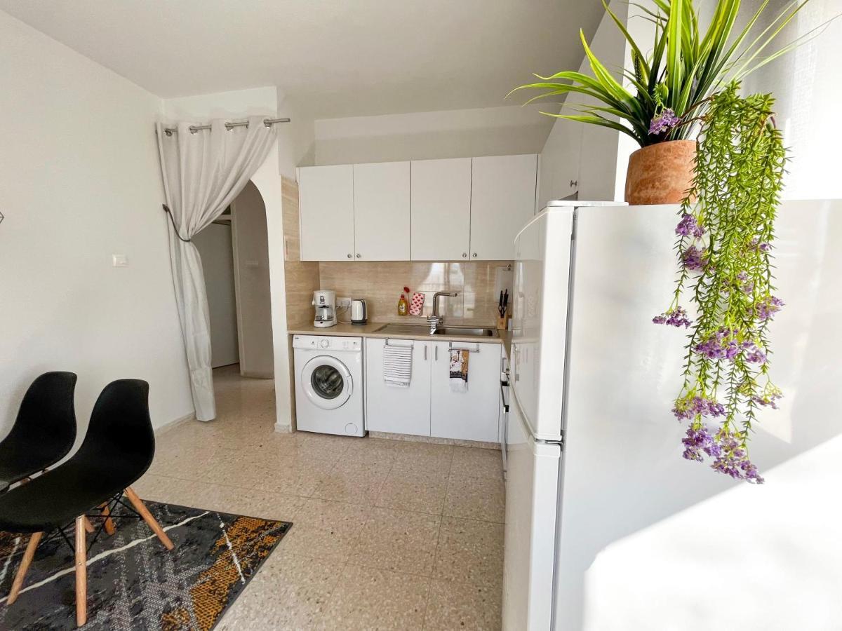 Apartament Modern Only 300m From Famous Venus Pafos