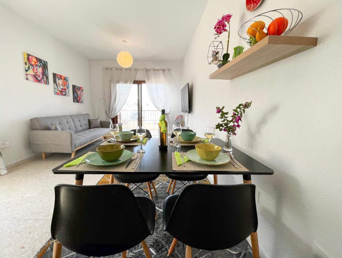 Modern Only 300m From Famous Venus Apartament Pafos